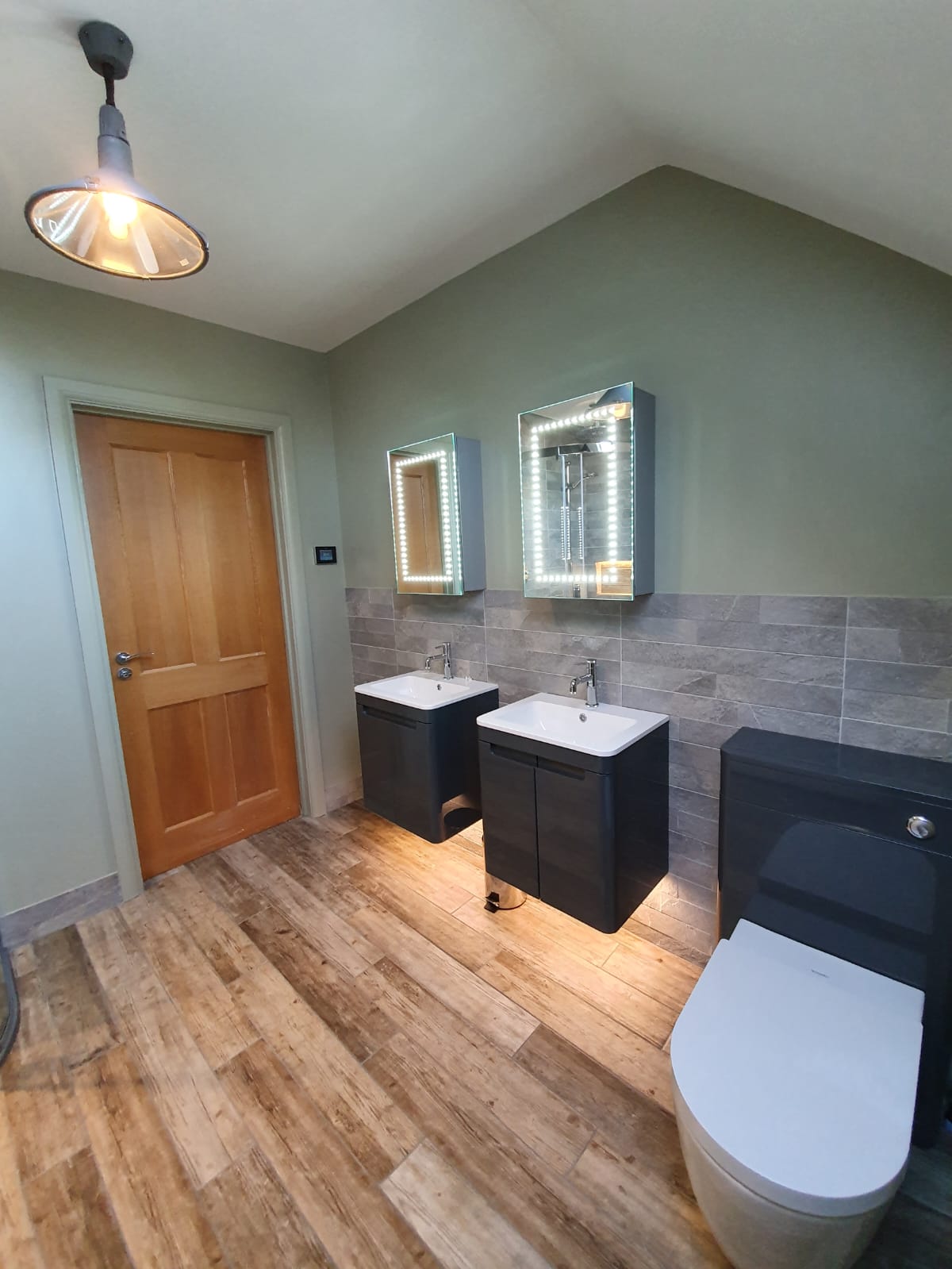 441948c4 6084 4170 8e5a 25a54220bd3c